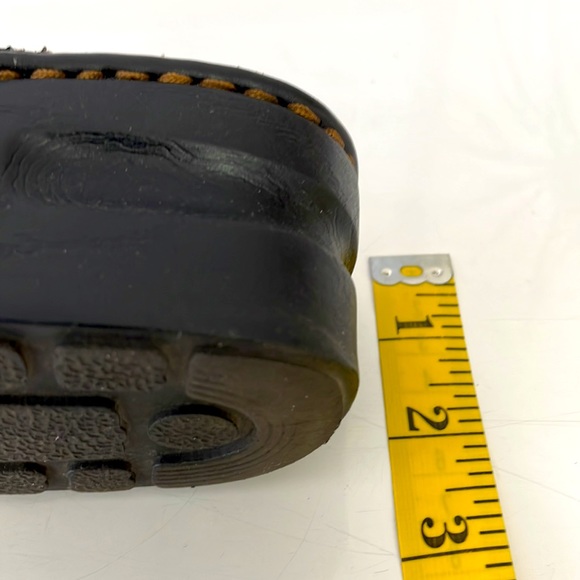 boc Ladies Clogs. Buckled Feature. Size 7/38 - Picture 10 of 12